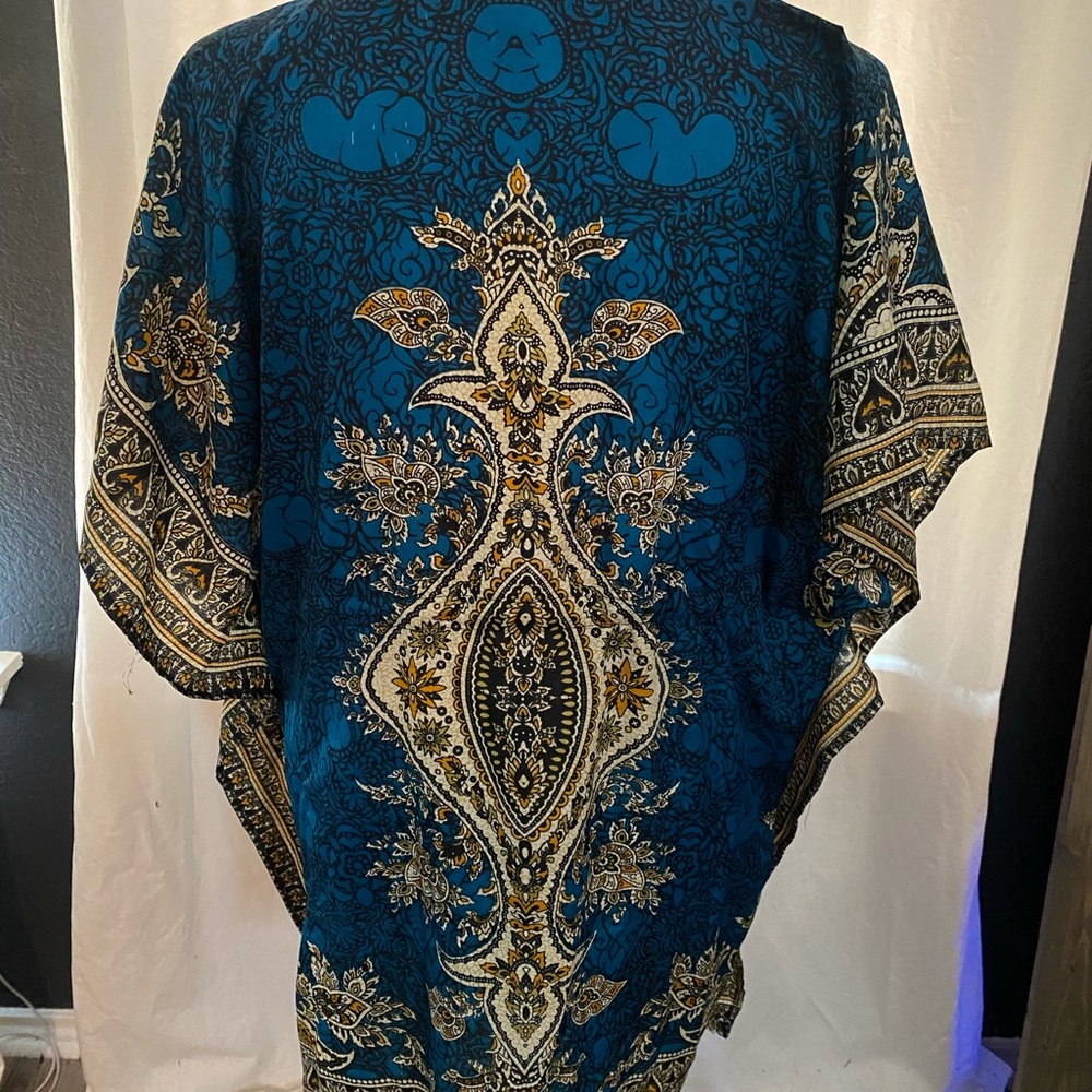 V-Neck Tunic - Picture 4 of 6